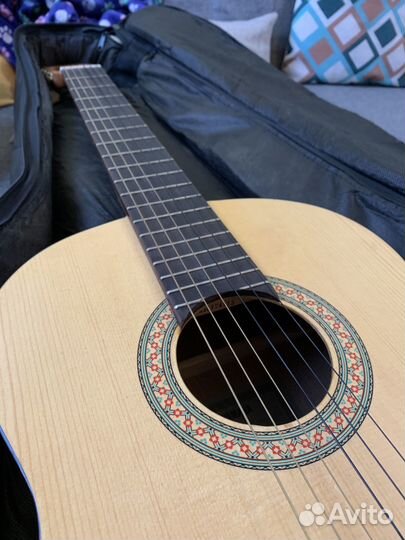 Гитара Yamaha c40m