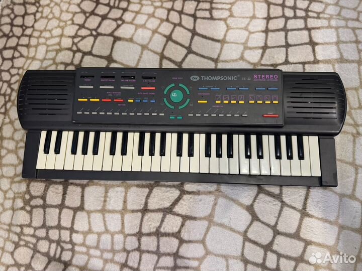 Синтезатор thompsonic stereo sound