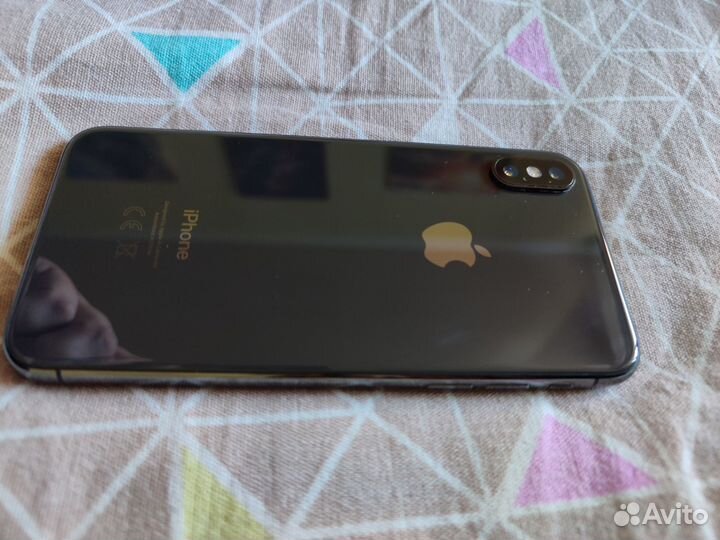 iPhone X, 256 ГБ