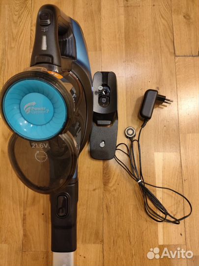 Пылесос вертикальный Philips FC6728/01