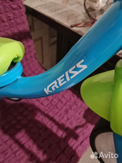 Велосипед трёхколёсный