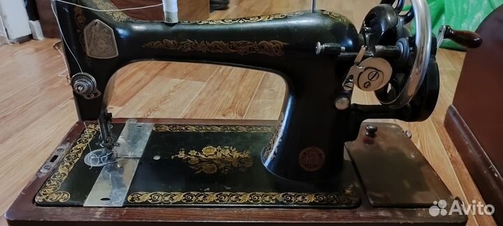 Швейная машинка
