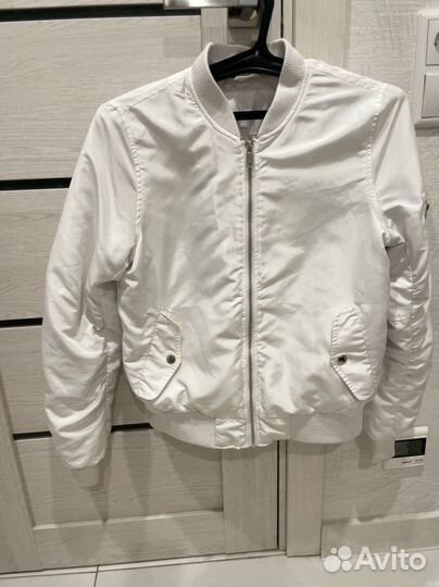 Куртка бомбер cropp