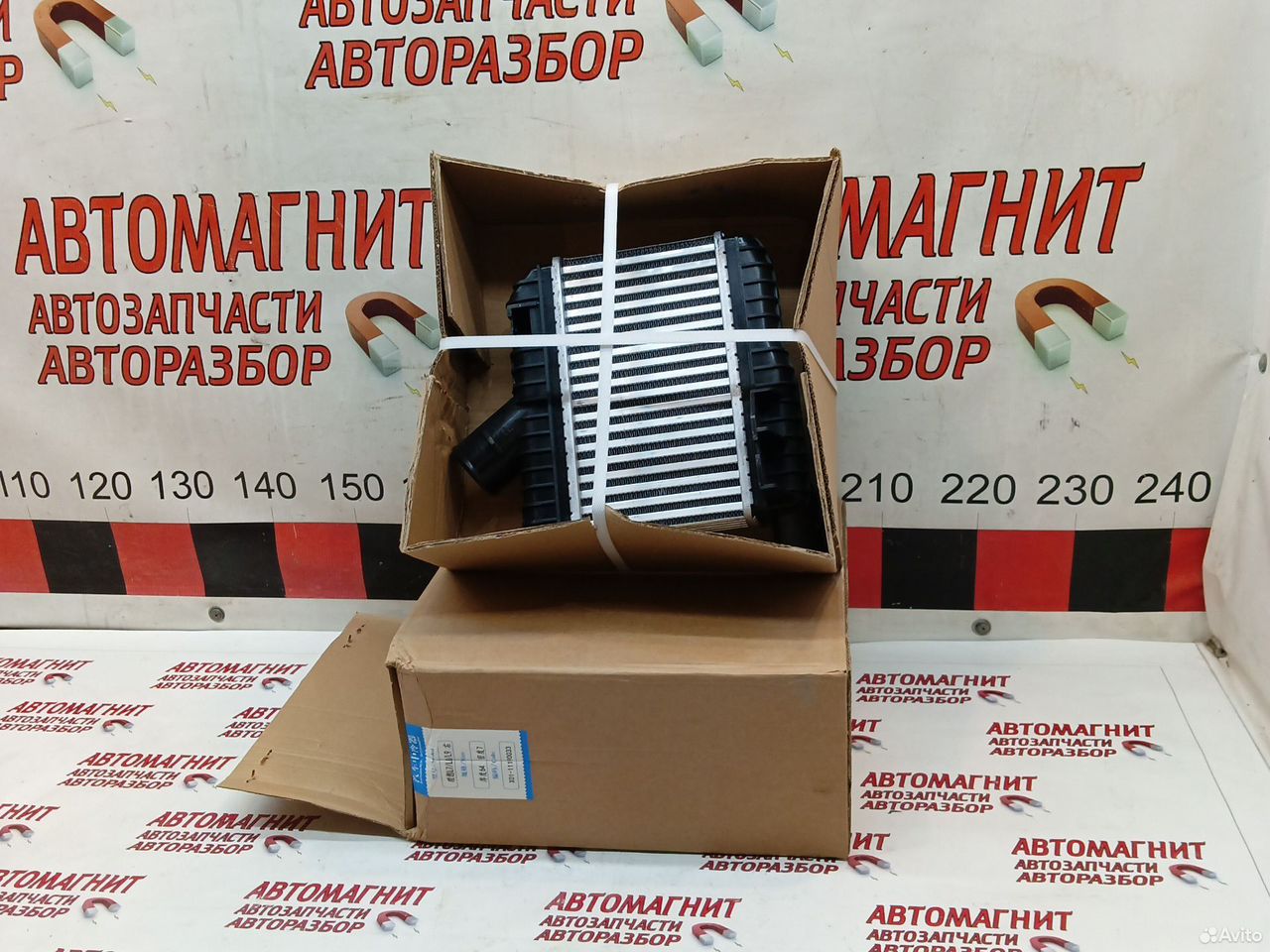 Радиатор интеркулера правый Lixiang L7 L8 L9 новый