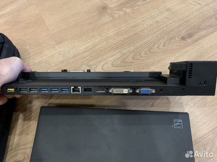 Докстанции Lenovo ThinkPad Basic Dock и Pro