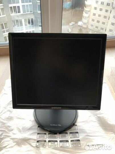 Монитор Samsung BF 760