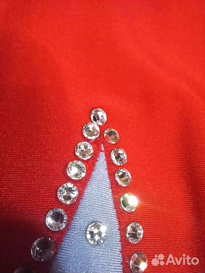 Костюм для выступления по фигурному катанию