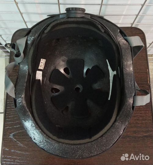 Шлем 54-58 см для роликов велосипеда скейтборда