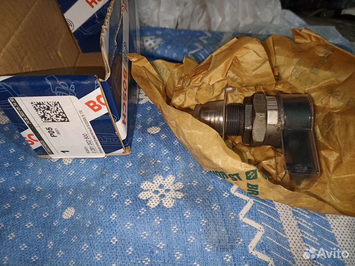 Регулятор давления топлива bosch 0281002800