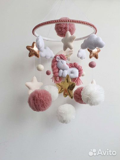 Мобиль из фетра