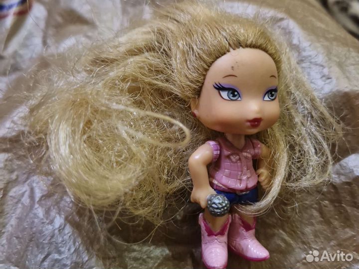 Кукла Bratz, Мокси, Блэйз