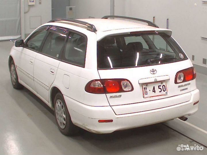 Фонарь левый задний 2150 Toyota Caldina