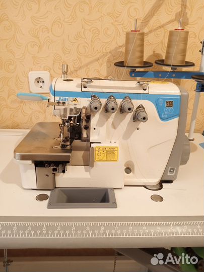 Швейная машинка
