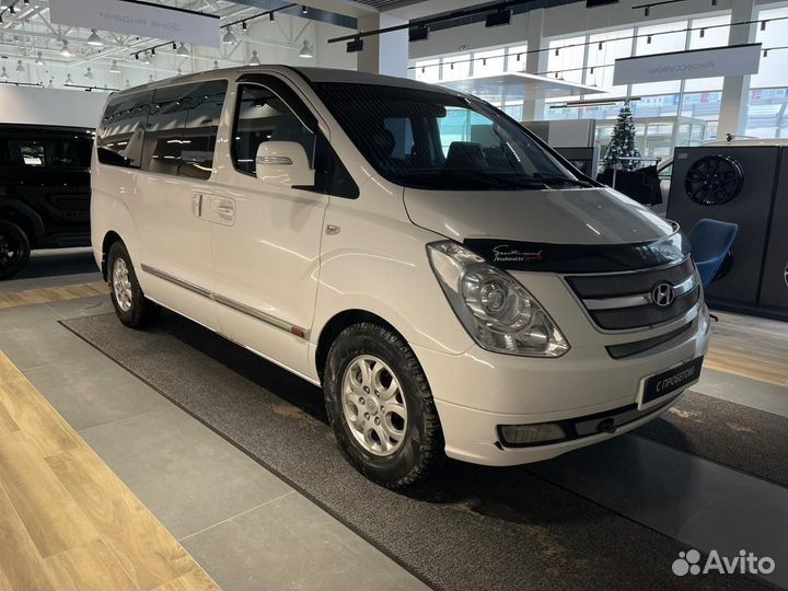 Hyundai Grand Starex 2.5 AT, 2012, 184 984 км