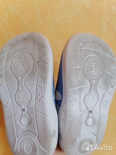 Тапочки с пищалками