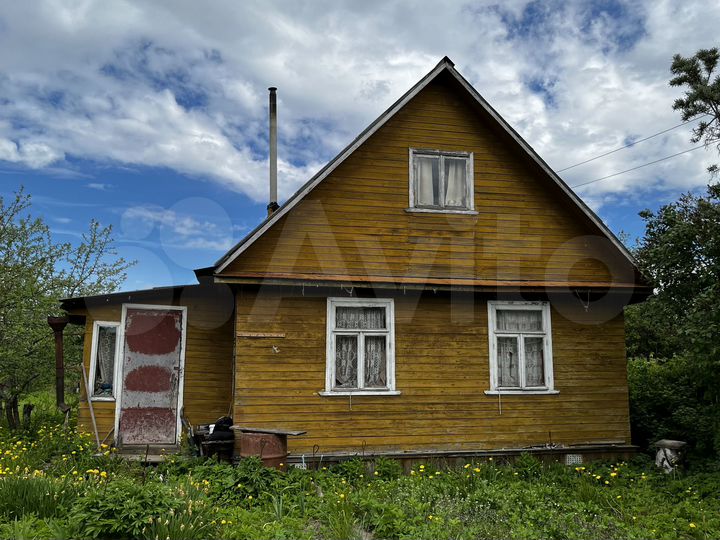 Дача 33 м² на участке 5,35 га