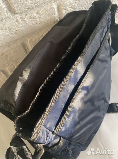 Сумка через плечо levis