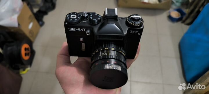 Зеркальный фотоаппарат