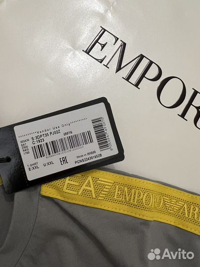 Новая футболка Emporio Armani Ea7 оригинал