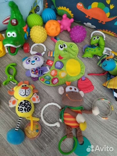 Развивающие игрушки для малышей