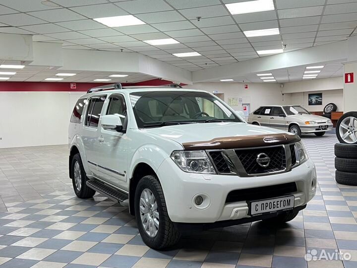 Nissan Pathfinder, 2012