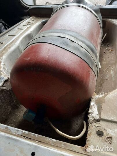 Газовый баллон(метан)