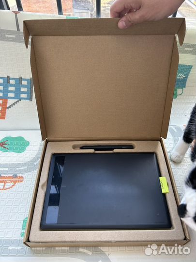 Графический планшет one by wacom medium