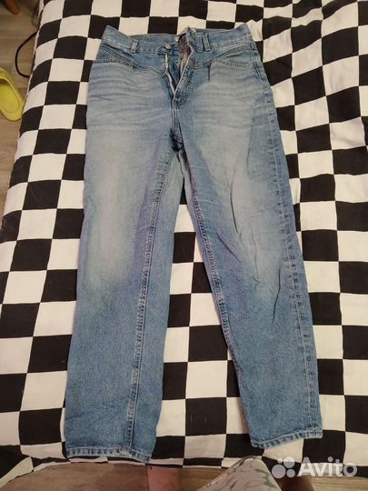 Джинсы
