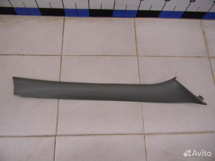 Обшивка стойки Logan 2005-2014