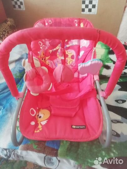 Шезлонг детский