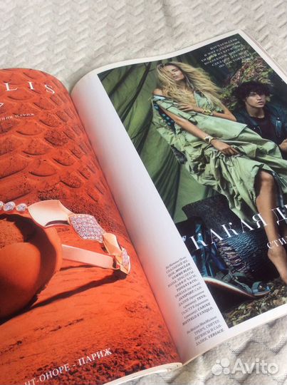 Журнал Vogue 03.2014 и Harper Bazaar 12.2016, от