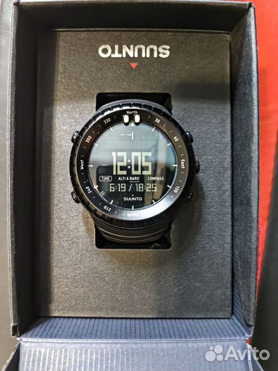 Suunto core all black