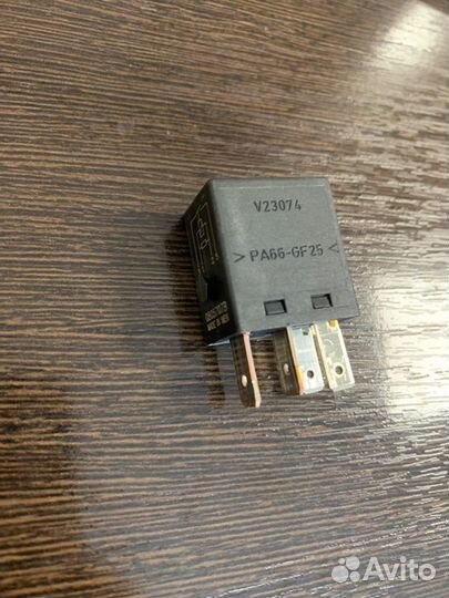 Реле Mercedes Gl 320 Cdi 164 642.940 2008