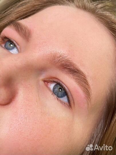 Окрашивание и ламинирование бровей