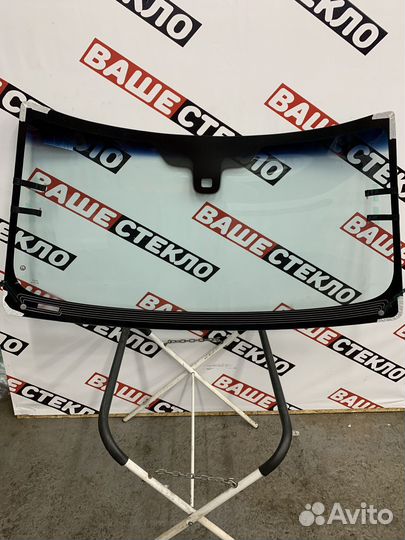 Лобовое стекло Range Rover Voque 3 с обогревом