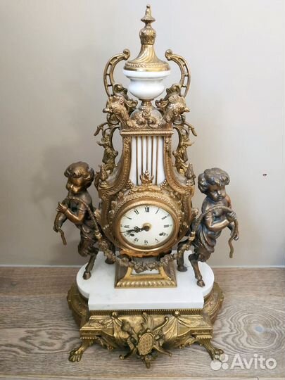 Каминные часы с канделябрами Brevettato