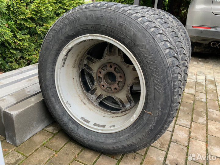 Диски для Touareg r17 шины Nokian Hakkapeliitta 8