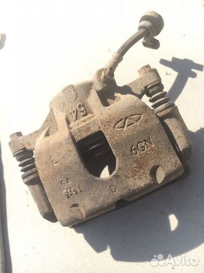 Суппорт Левый передний Chery Amulet