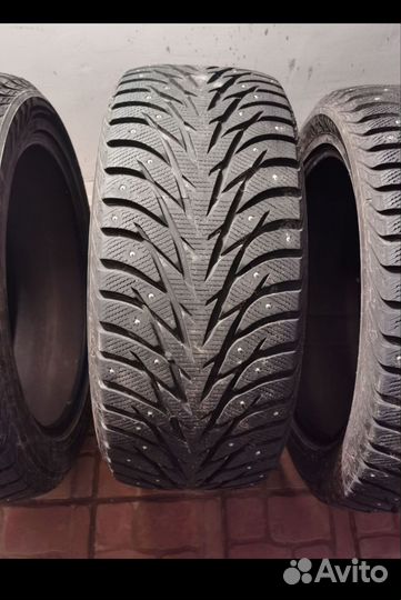 Yokohama Ice Guard F700S 285/45 R22 114