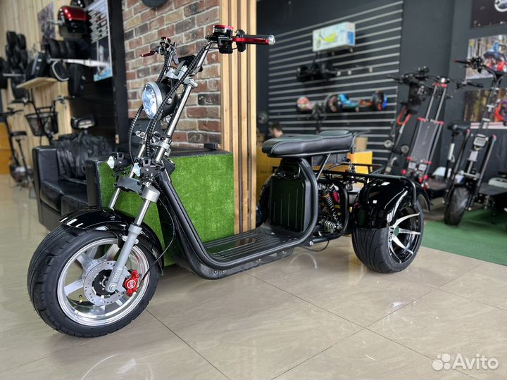 Трехколесный электроскутер X 12 Trike