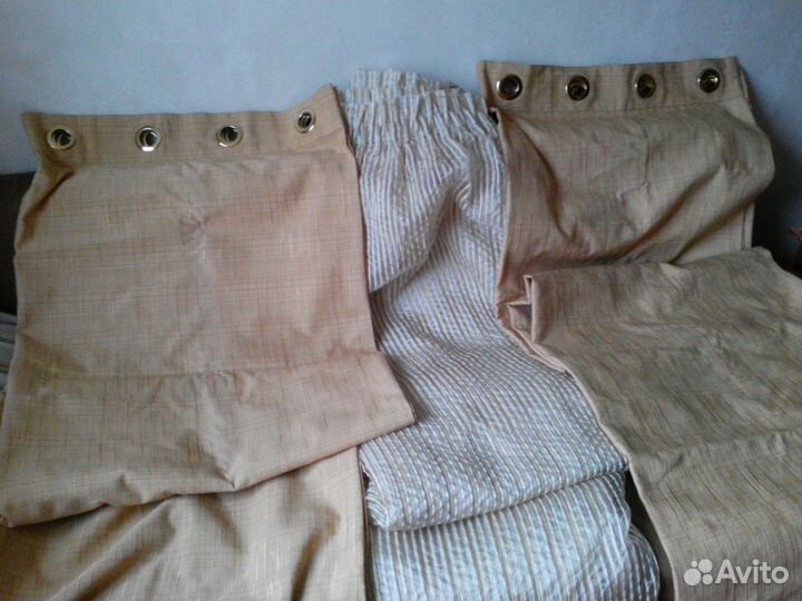 Карниз золотого цвета + шторы+ органза