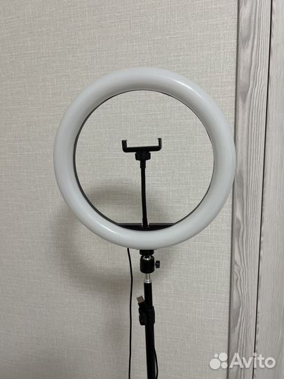 Кольцевая лампа цветная 33см