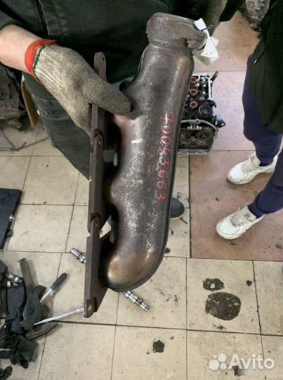 Коллектор выпускной Mercedes S W221