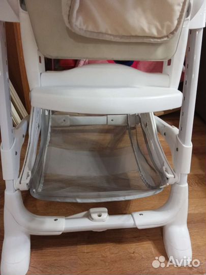 Стульчик для кормления CAM