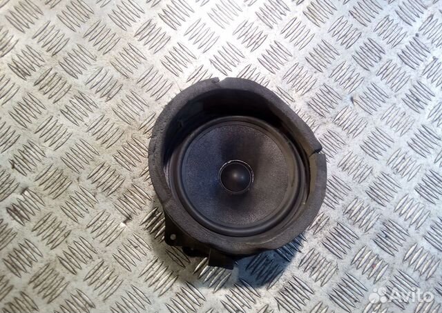 Динамик штатный на бмв Х5