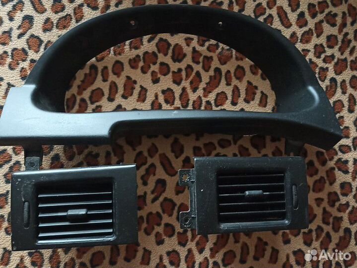 Вентиляционная решетка на приору