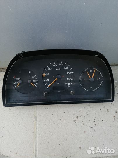 Запчасти на mercedes vito 638