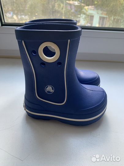 Резиновые сапоги crocs
