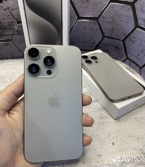iPhone 15pro внутри XR