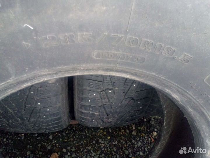 Aeolus 4SeasonAce AA01 285/70 R19 68C